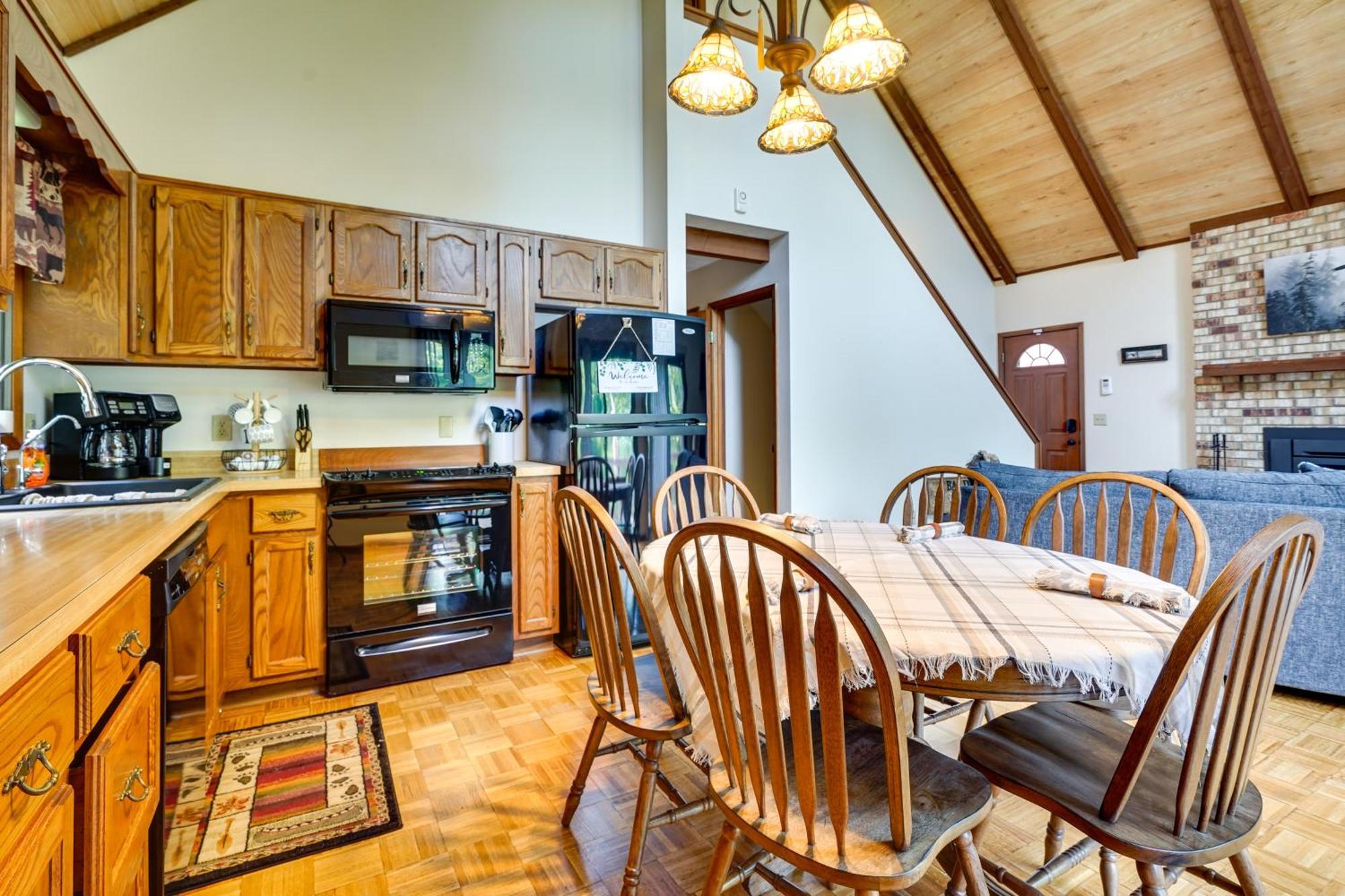 Howard Cabin Rental About 3 Mi To Apple Valley Lake! Mount Vernon Exterior foto