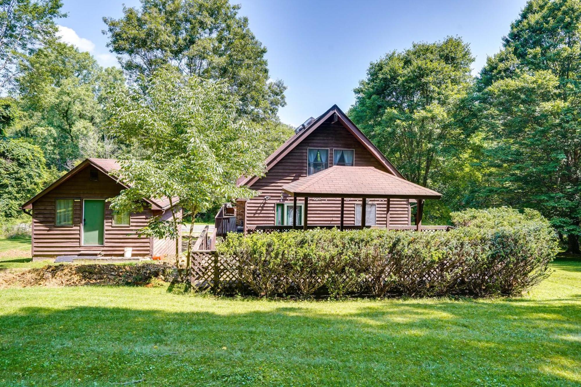 Howard Cabin Rental About 3 Mi To Apple Valley Lake! Mount Vernon Exterior foto